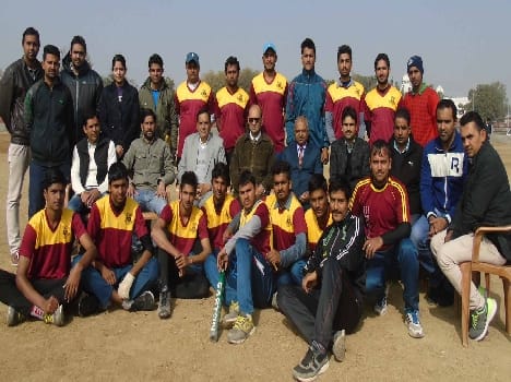 jat collage win the sofeball comptition